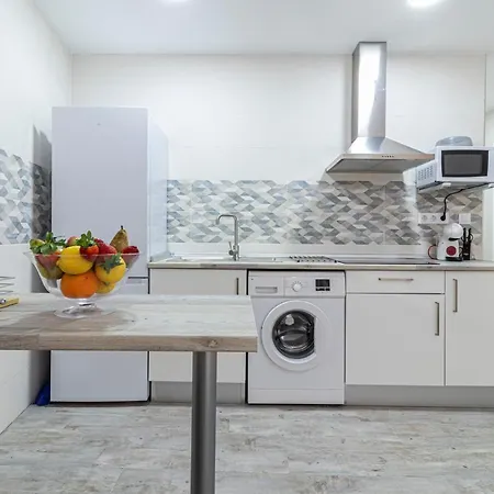 Апартаменты Allo Plateros Centro Jacuzzi Comunitario *