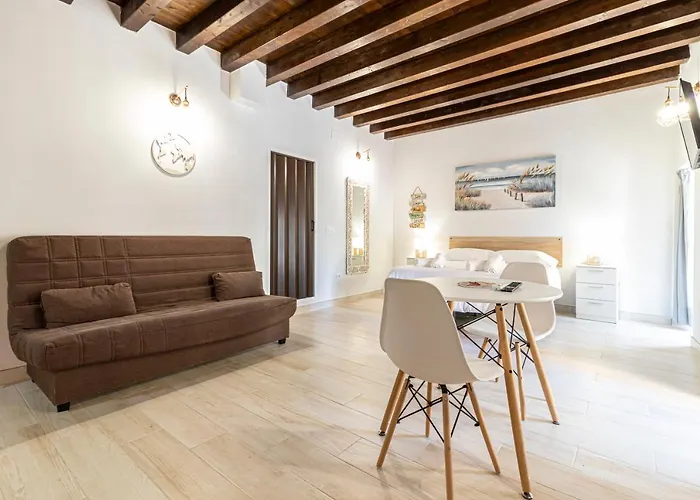 Allo Plateros Centro Jacuzzi Comunitario Apartment *