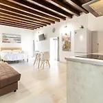 Allo Plateros Centro Jacuzzi Comunitario