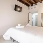 Allo Plateros Centro Jacuzzi Comunitario חרז